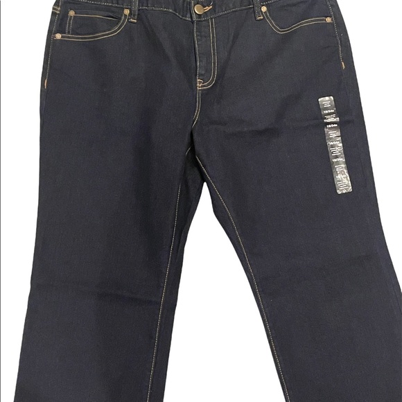 NWT - new Gap dark wash straight leg jeans - size 18 - Picture 5 of 5